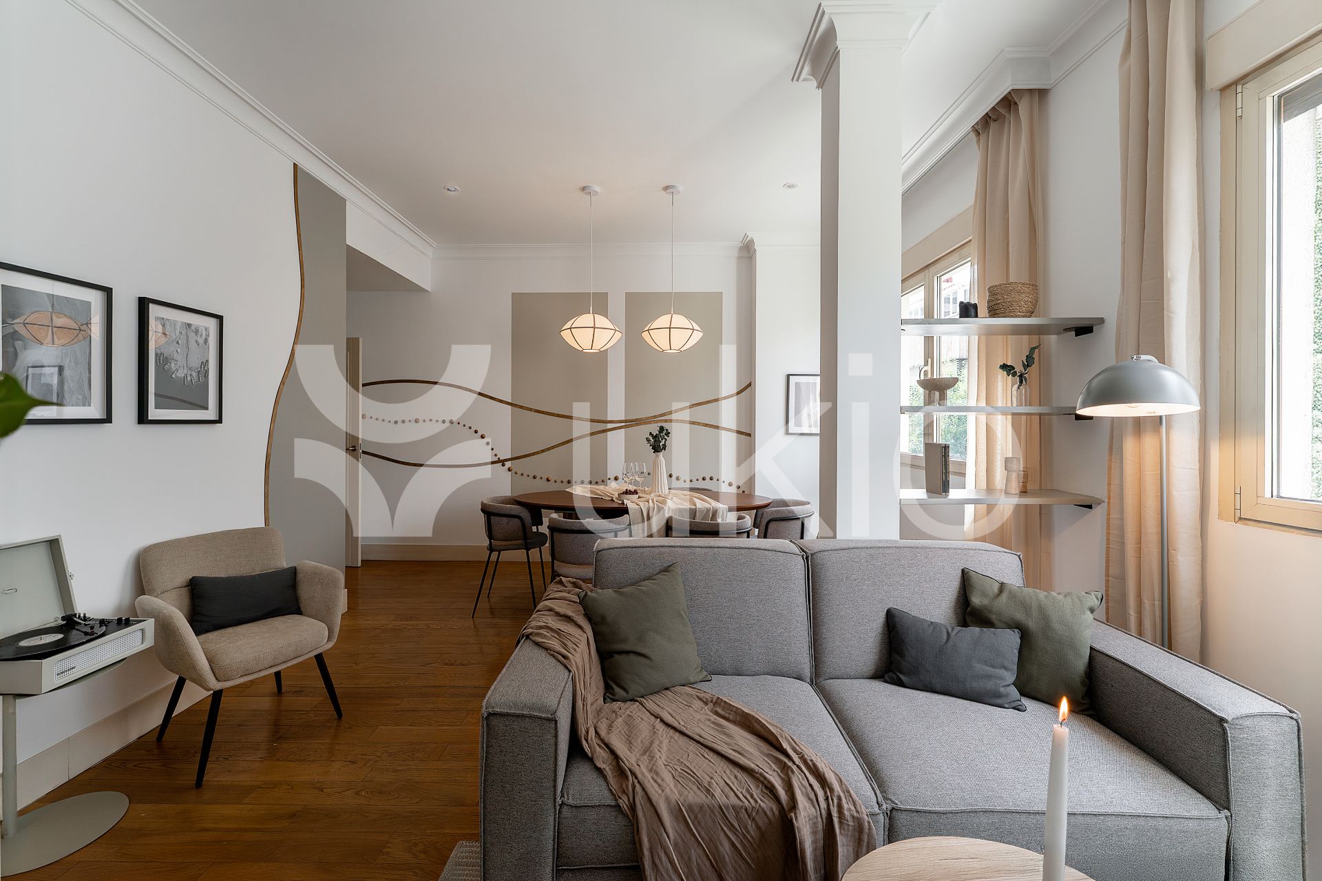 Sala de estar de Apartamento de alquiler en  Madrid Capital con Aire acondicionado, Calefacción y Amueblado