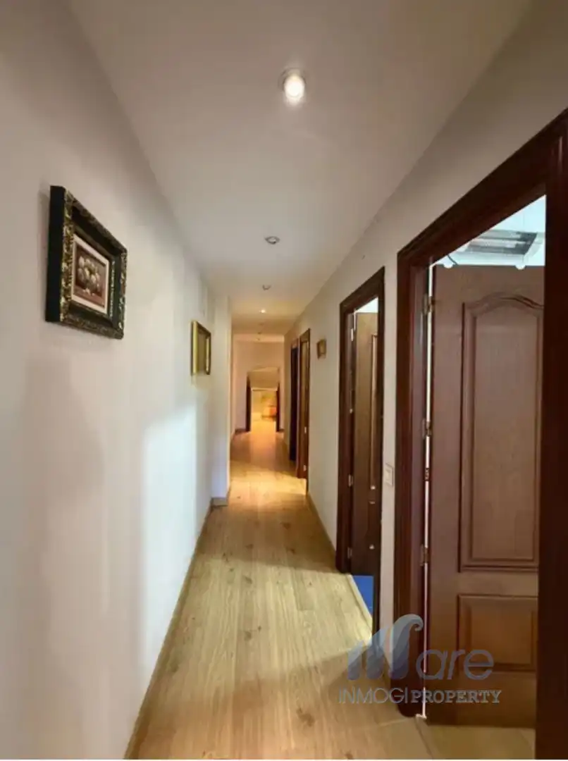 Piso en venta en Granada con Calefacción, Terraza y Amueblado