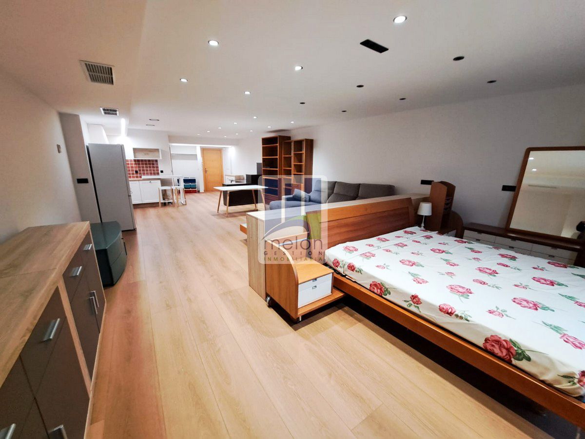 Local de alquiler en CORDON, Villa Pilar, Centro