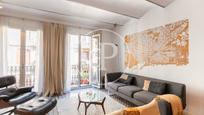 Exterior view of Flat for sale in  Barcelona Capital  with Air Conditioner, Terrace and Balcony