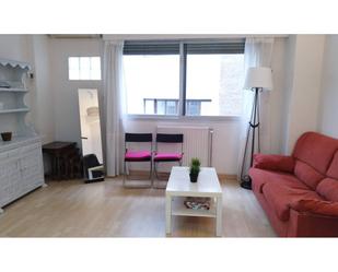 Living room of Study to rent in  Madrid Capital  with Air Conditioner and Heating