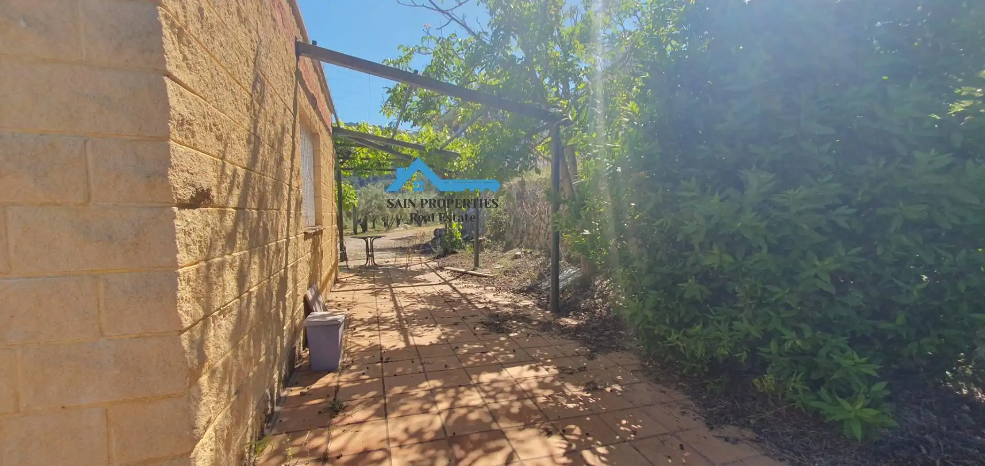 Casa o chalet en venta en Confrides con Calefacción, Jardín privado y Terraza