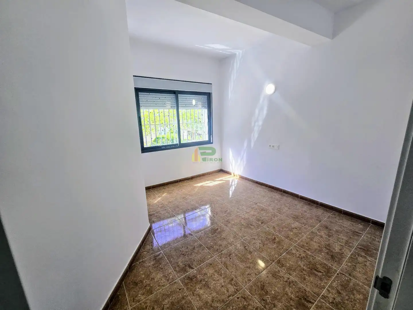 Vista exterior de Planta baja en venta en Lorca con Trastero