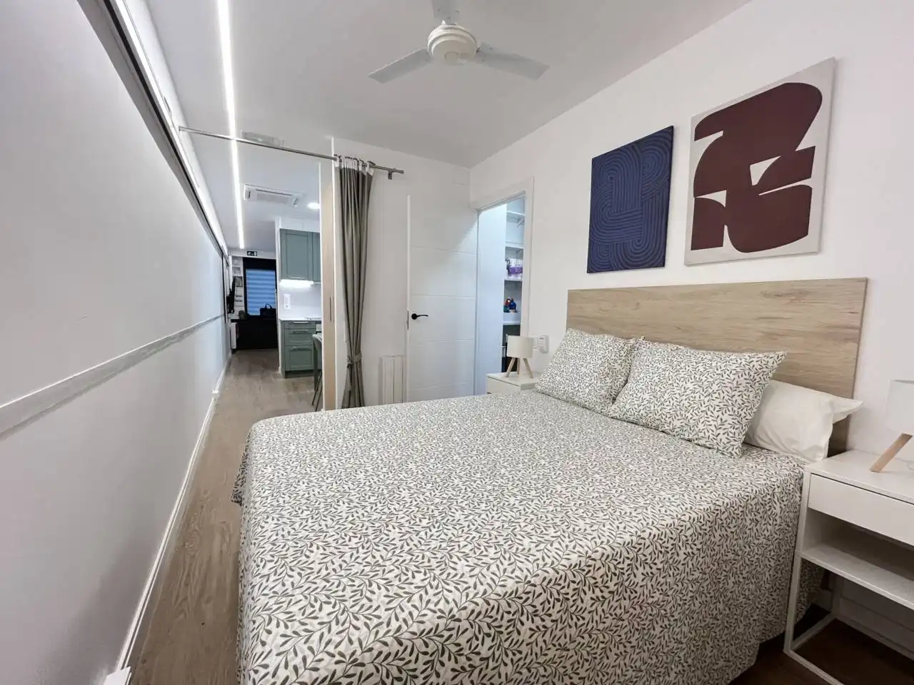 Habitación de Estudio de alquiler en Barcelona con Aire acondicionado, Calefacción y Parquet