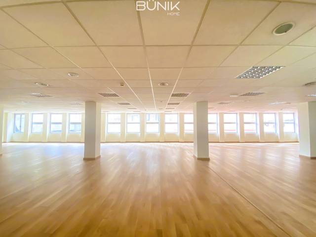 Oficina en Alquiler en La Nova Esquerra de l'Eixample