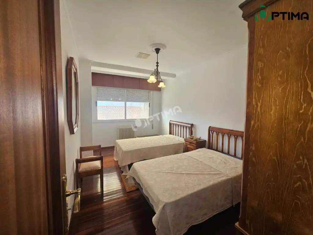 Bedroom of Flat for sale in Noia
