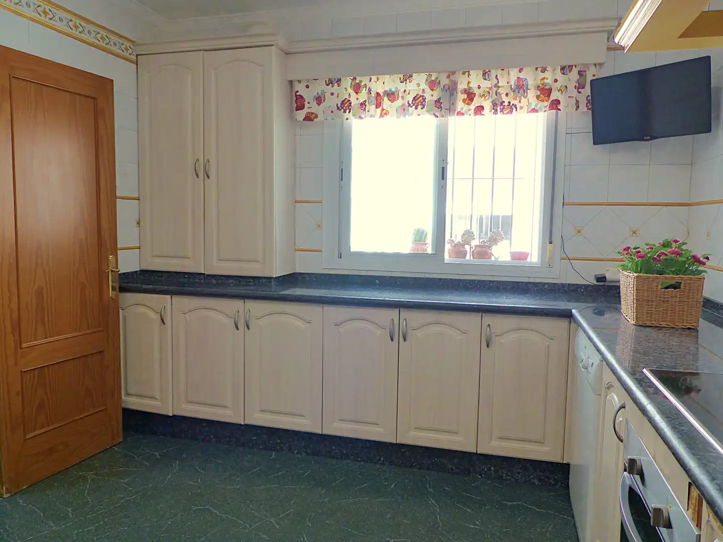 Cocina de Piso en venta en Chipiona con Aire acondicionado, Trastero y Balcón