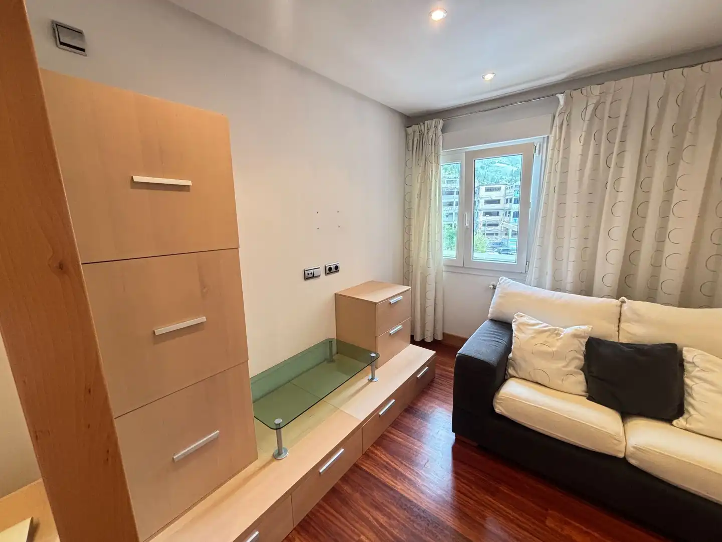 Bedroom of Flat for sale in Eibar  with Heating and Furnished