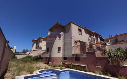 Exterior view of Single-family semi-detached for sale in La Guardia de Jaén  with Swimming Pool and Balcony