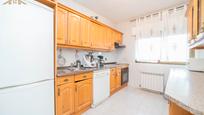 Kitchen of House or chalet for sale in Casarrubios del Monte  with Terrace, Swimming Pool and Balcony