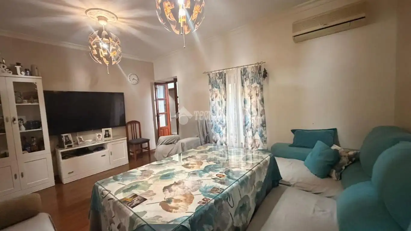 Sala de estar de Piso en venta en Osuna con Calefacción, Terraza y Balcón