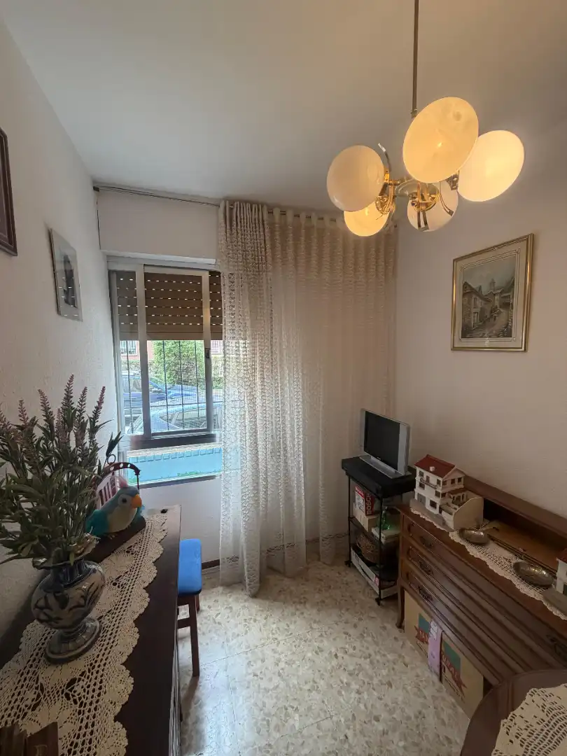 Habitación de Piso en venta en Madrid con Amueblado