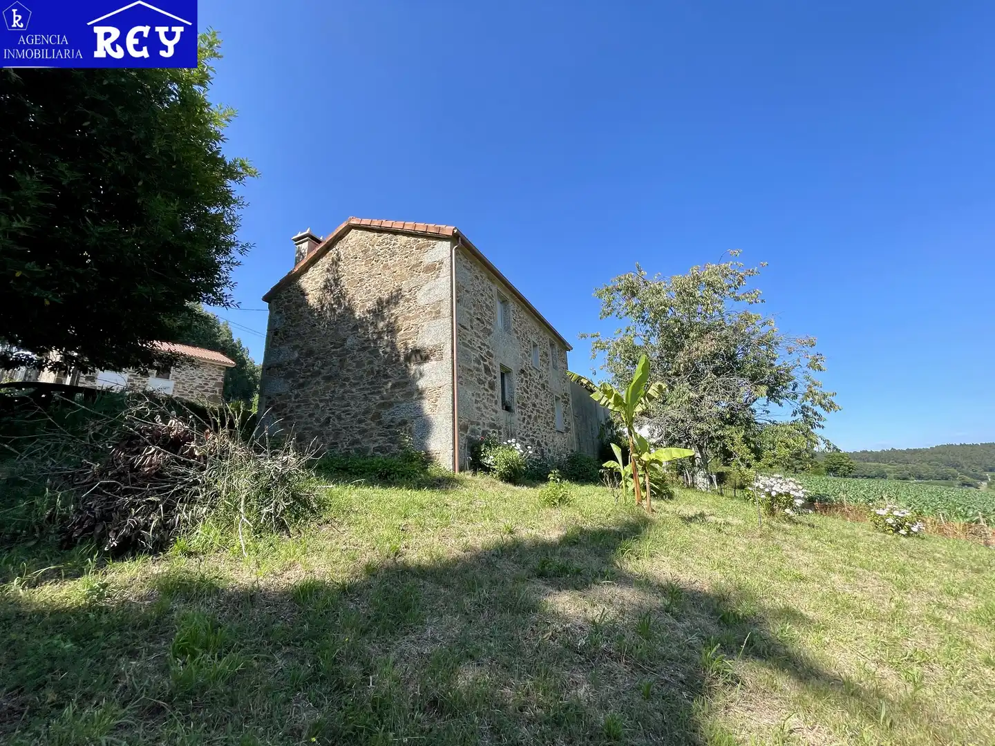 Vista exterior de Finca rústica en venta en Val do Dubra con Amueblado