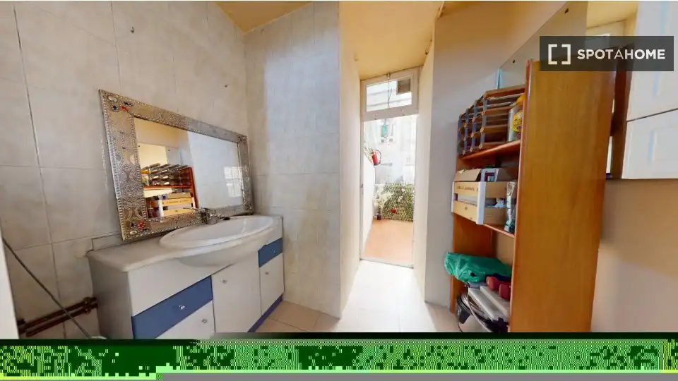 Jardí de Apartament per a compartir en Madrid amb Aire condicionat, Calefacció i Terrassa