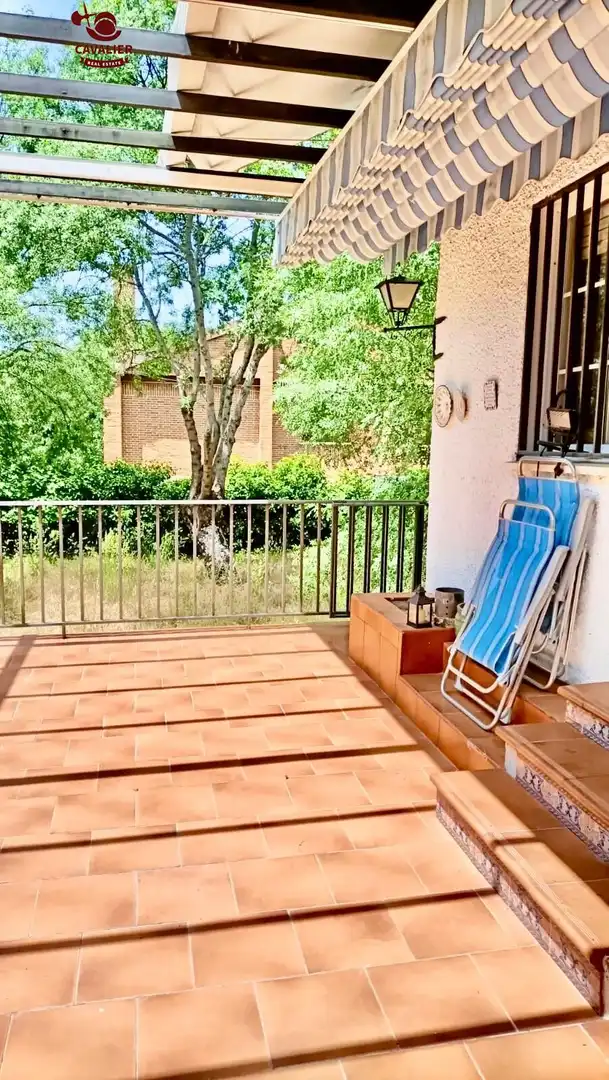 Terrassa de Casa o xalet en venda en Guadarrama amb Calefacció, Jardí privat i Terrassa