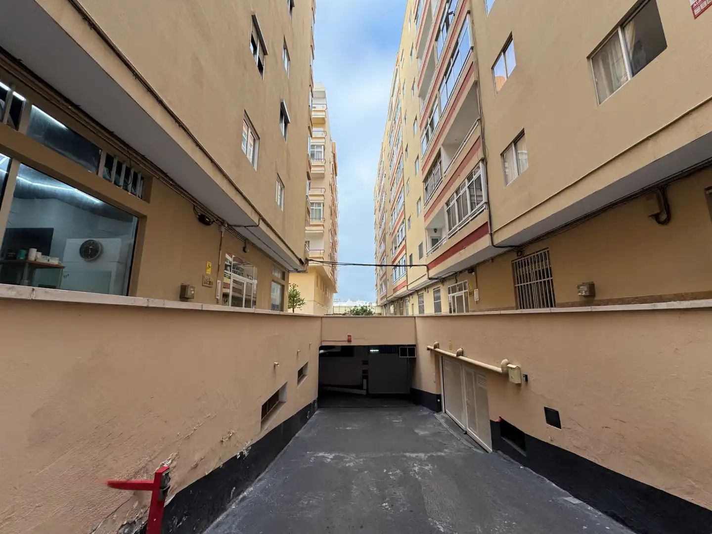 Vista exterior de Piso en venta en Telde con Balcón