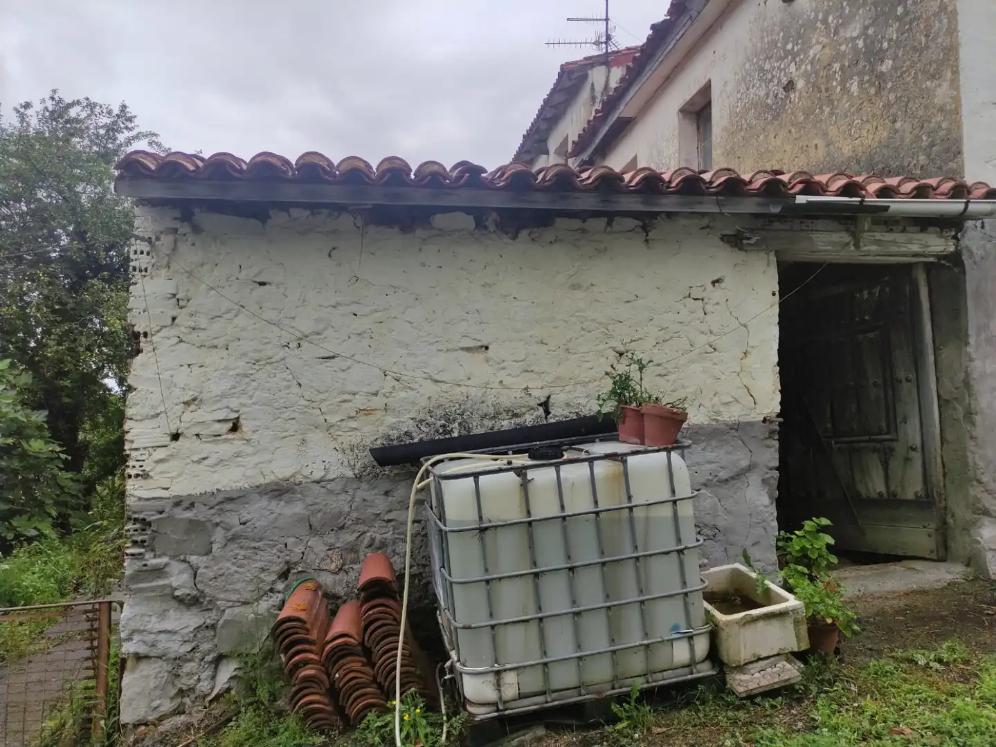 Exterior view of Detached homes for sale in Torrelavega 