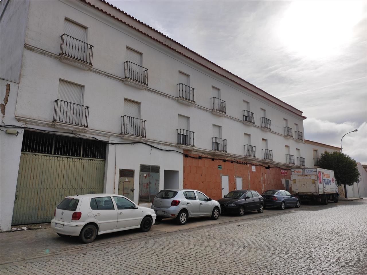 Edifici en venda a ESTACION, Llerena