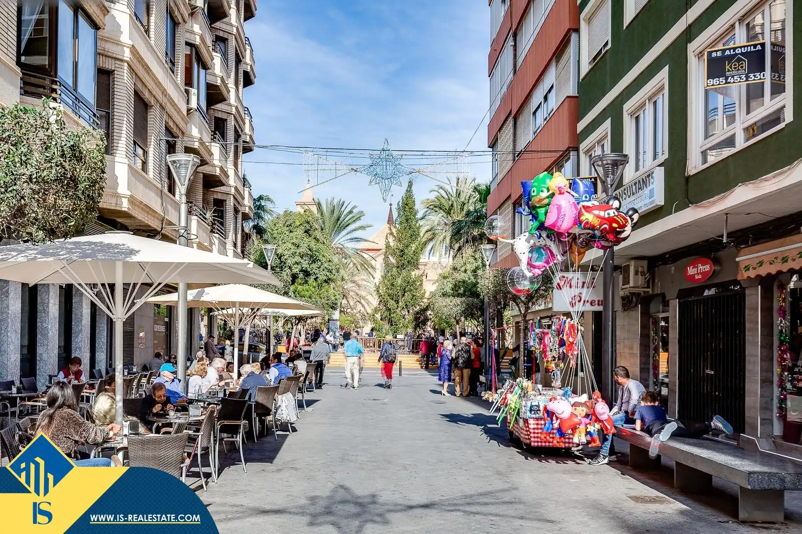 Vista exterior de Ático de alquiler en Torrevieja con Terraza, Trastero y Amueblado