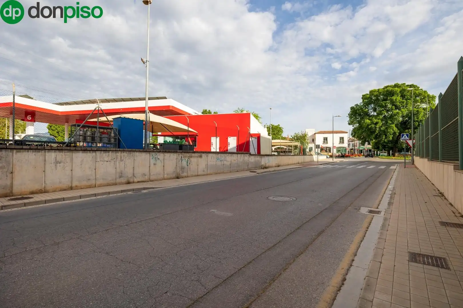 Außenansicht von Residential zum Verkauf in Armilla