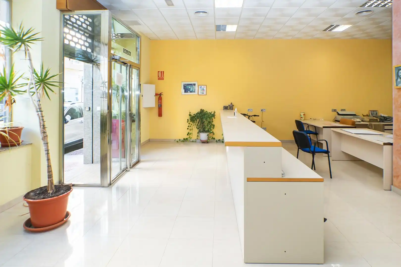 Local comercial de lloguer a Calle de Almería, imagen 5
