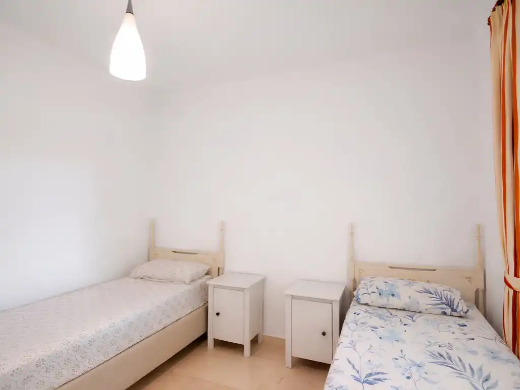 Schlafzimmer von Wohnung zum Verkauf in Mijas mit Klimaanlage, Heizung und Privatgarten