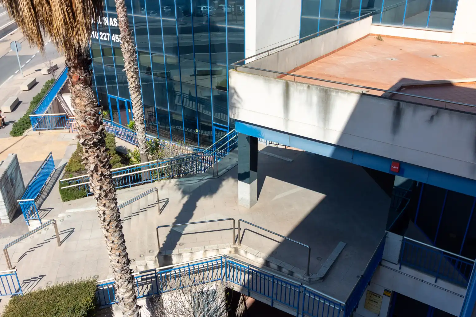 Büro zur Miete in Puerto de Sagunto - AV PUERTO POL.IND.INGRUINS, Avenida de Abril - 9 de Octubre