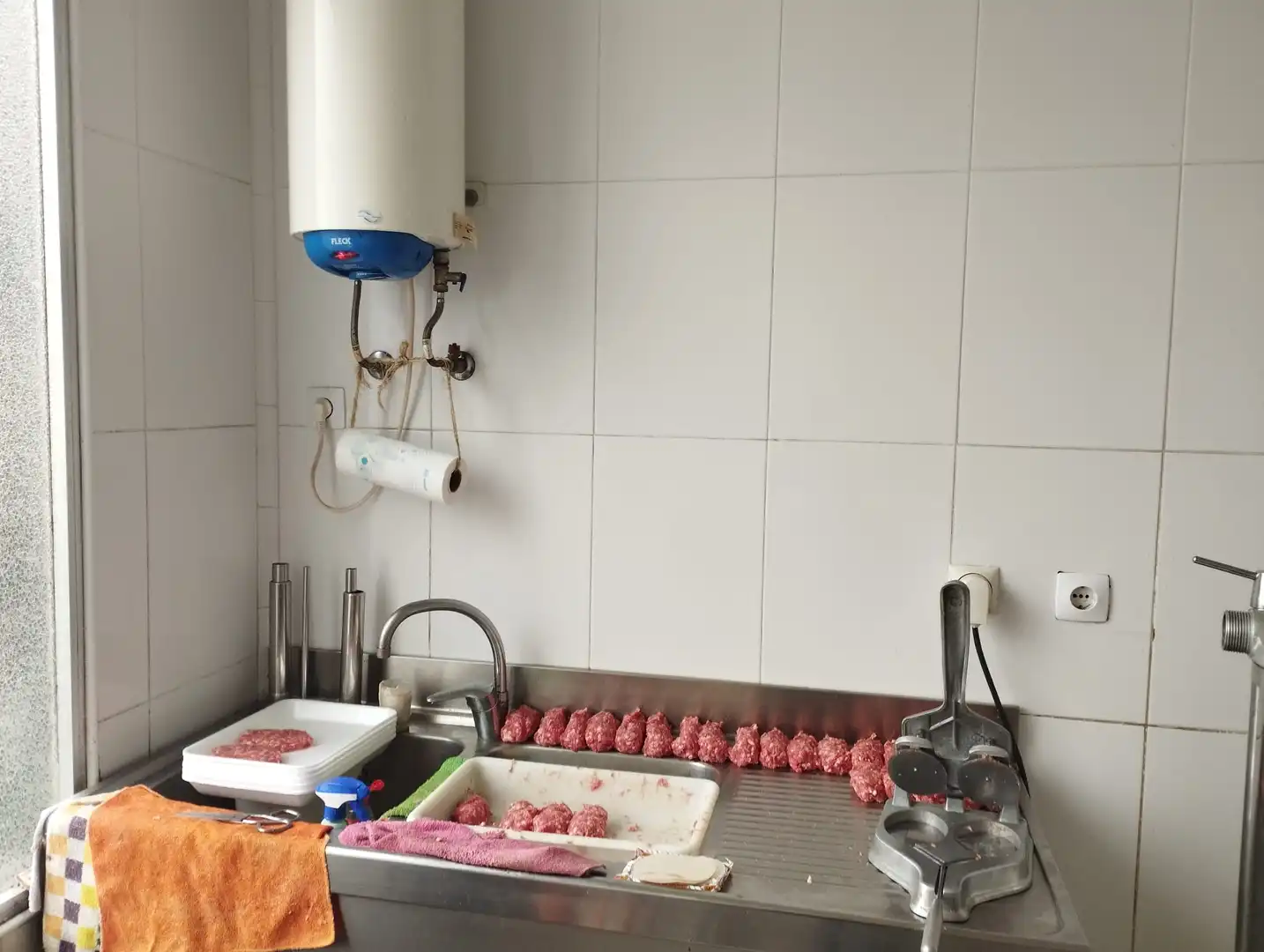 Kitchen of Commercial properties for sale in Abanto y Ciérvana-Abanto Zierbena