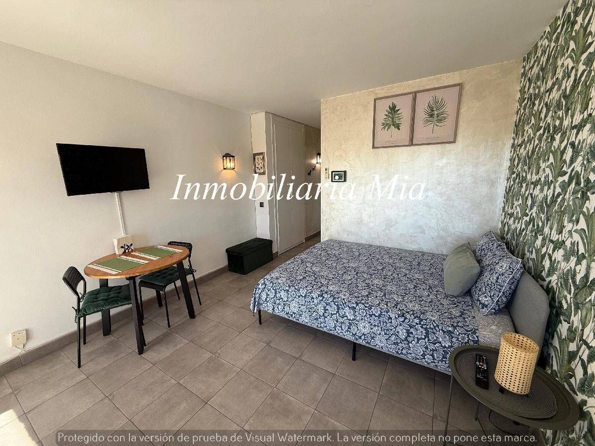 Bedroom of Study for sale in Torremolinos  with Air Conditioner, Swimming Pool and Furnished