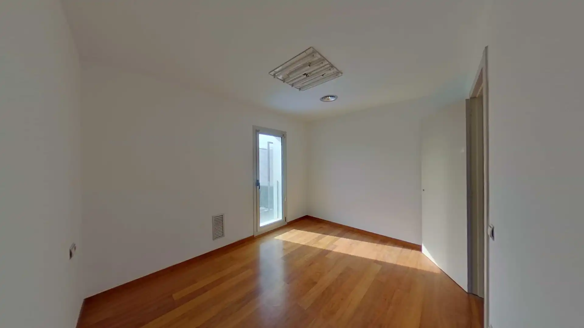Casa o chalet en venta en Canovelles con Jardín privado, Parquet y Terraza