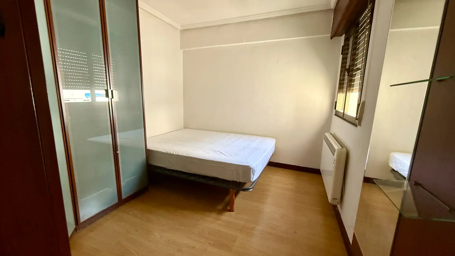 Habitación de Piso en venta en Barakaldo  con Amueblado y Balcón