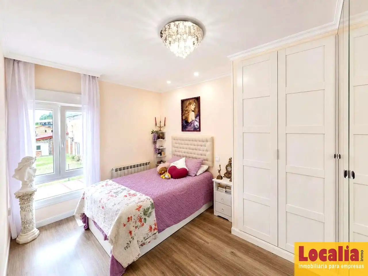 Habitación de Casa o chalet en venta en Miengo con Jardín privado, Terraza y Amueblado
