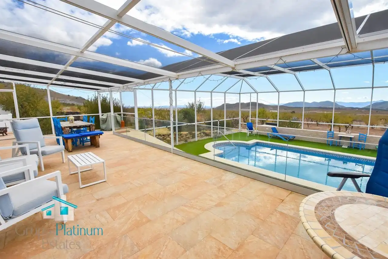 Piscina de Casa o xalet en venda en Oria amb Calefacció, Jardí privat i Piscina
