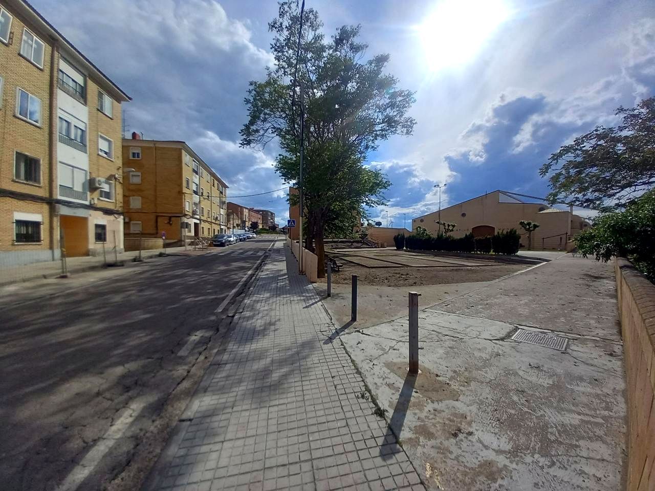 Flat for sale in Los Pirineos, 3, Gallur