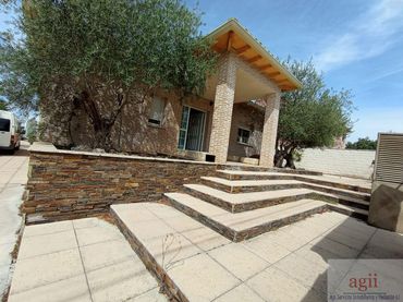 Villa avec piscine à vendre à Valdeaveruelo