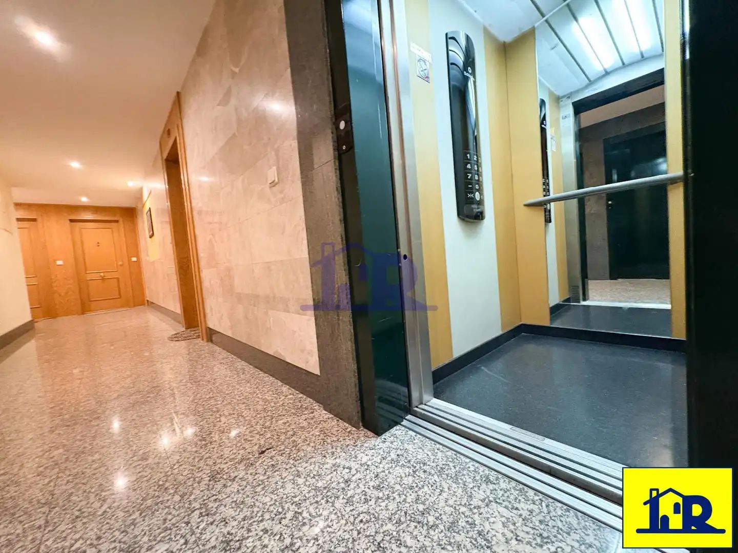 Piso en venta en Cuenca con Calefacción, Trastero y Piscina