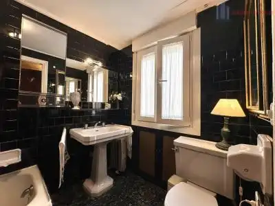 Piso con ascensor en venta en FRAY LEOPOLDO DE ALPANDEI 14, imagen 13