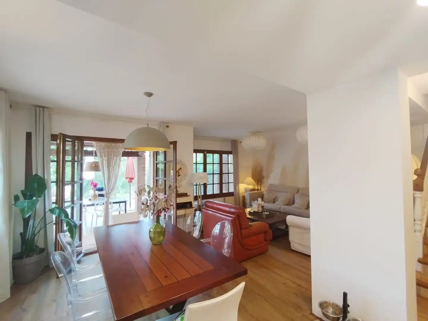 Wohnzimmer von Einfamilien-Reihenhaus zum Verkauf in Santa Cristina d'Aro mit Heizung und Terrasse