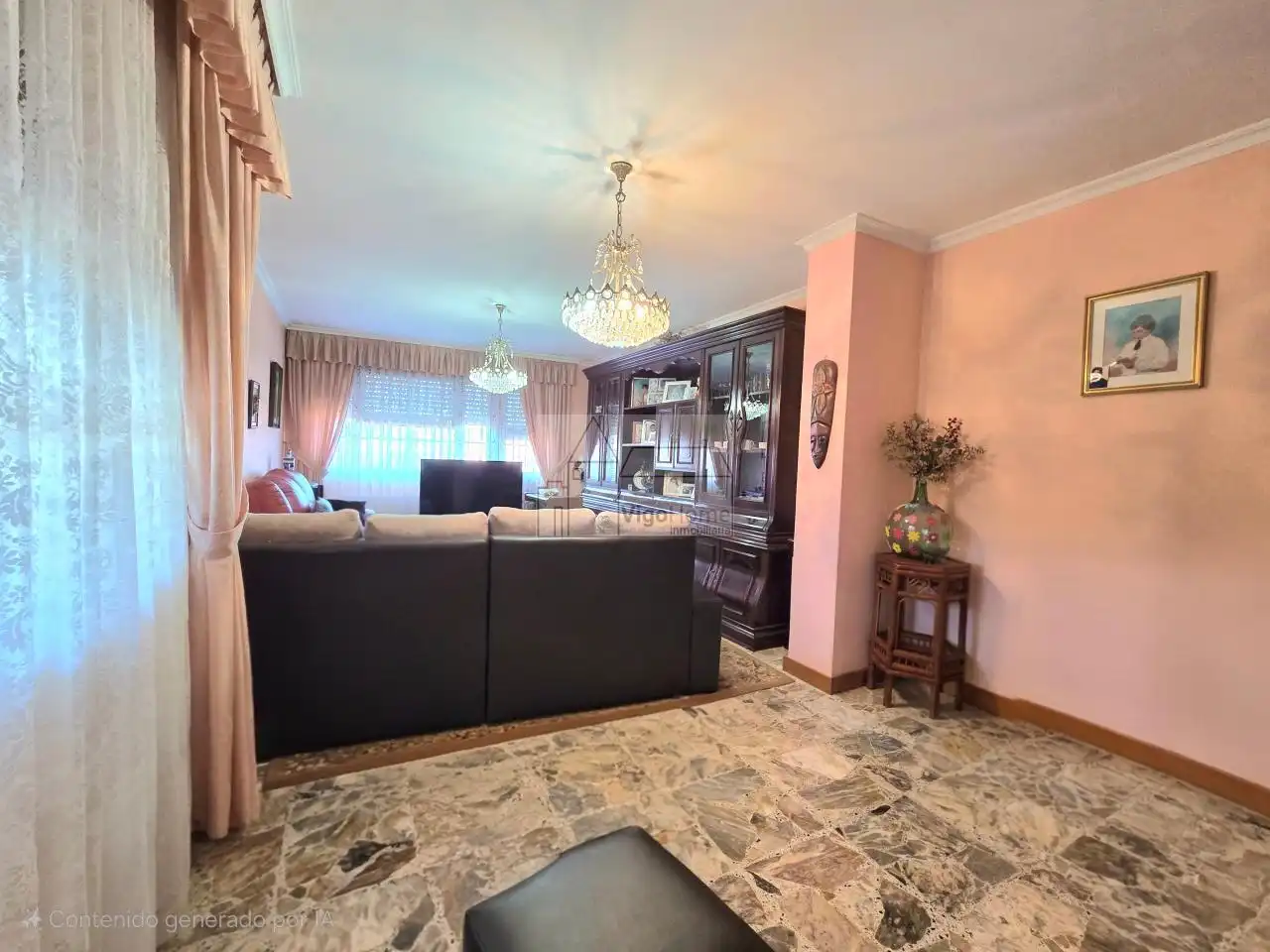 Sala de estar de Casa o chalet en venta en Vigo  con Calefacción y Jardín privado