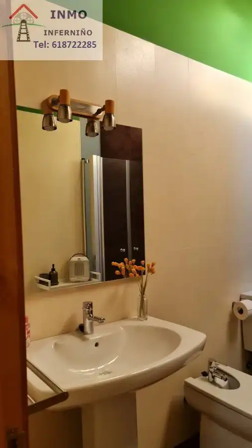 Bany de Apartament de lloguer en Ferrol amb Terrassa