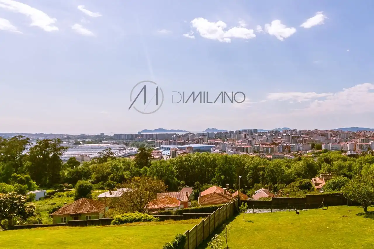 Casa o chalet en venta en Vigo  con Calefacción, Jardín privado y Parquet