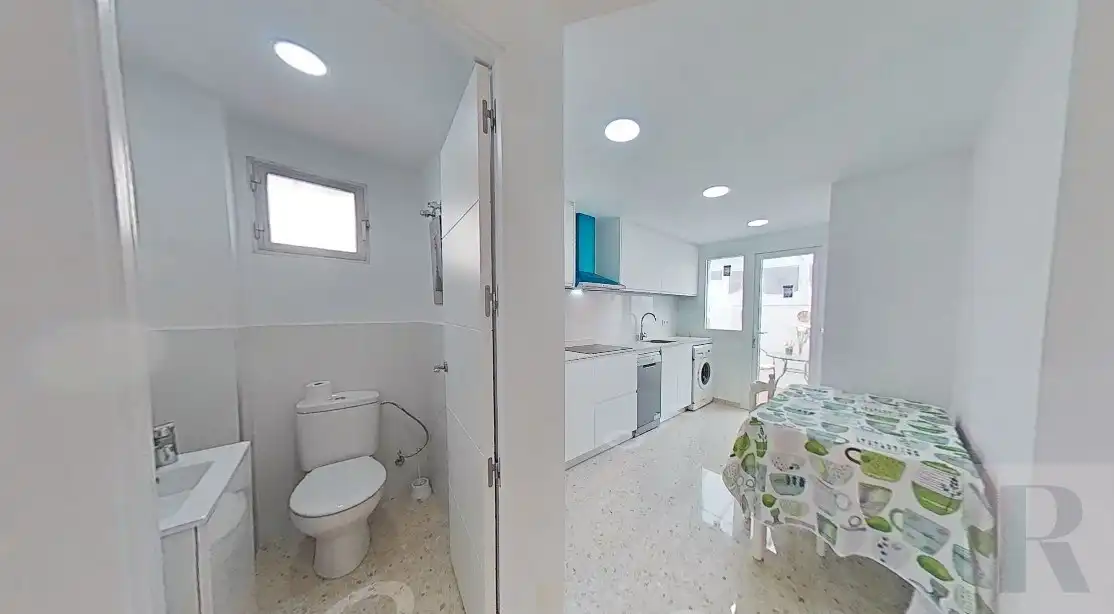Cuina de Casa o xalet en venda en Algeciras amb Aire condicionat, Terrassa i Traster