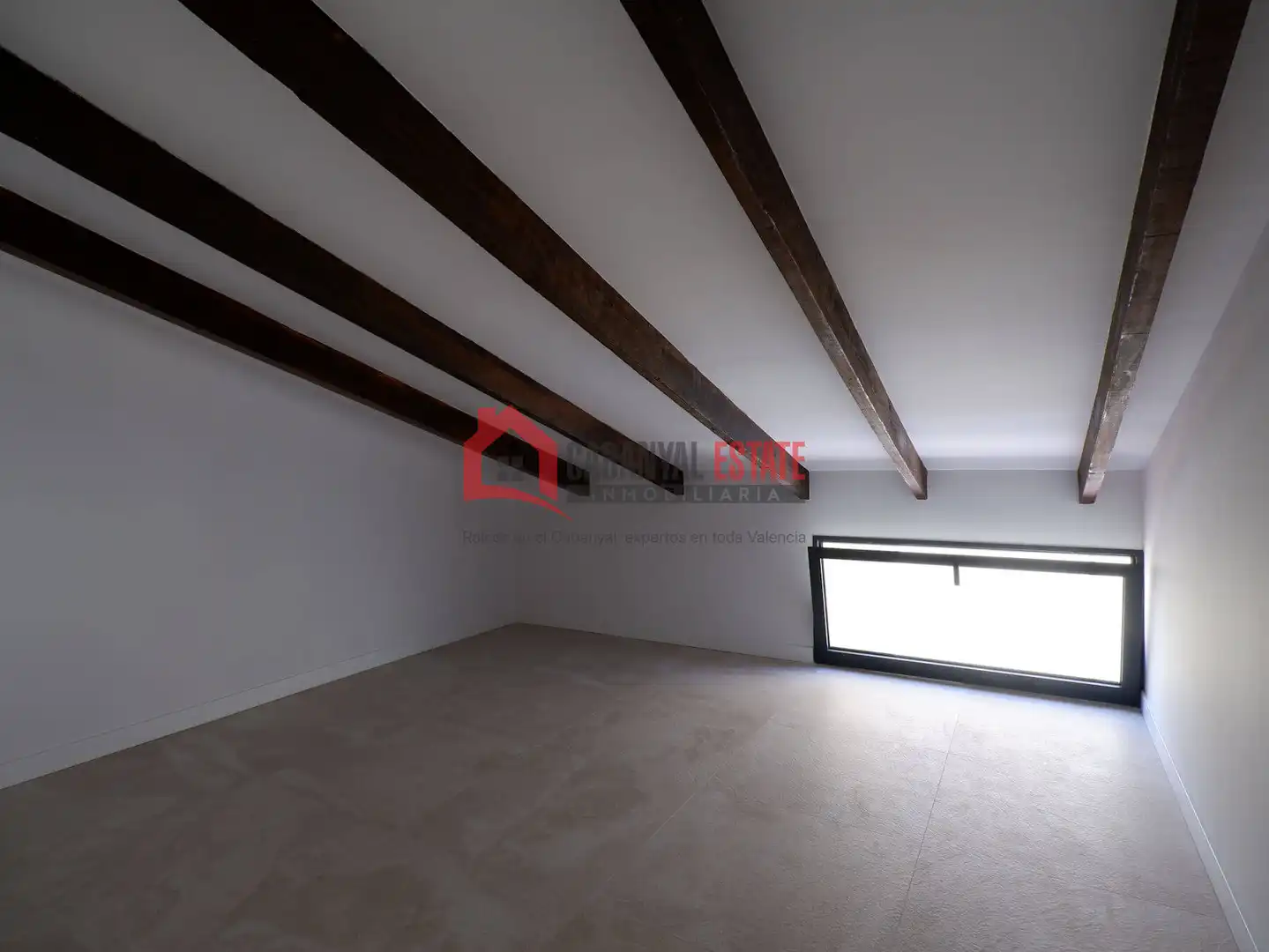 Ático en venta en Valencia con Aire acondicionado, Trastero y Balcón