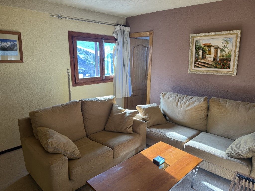 Sala d'estar de Apartament en venda en Sierra Nevada