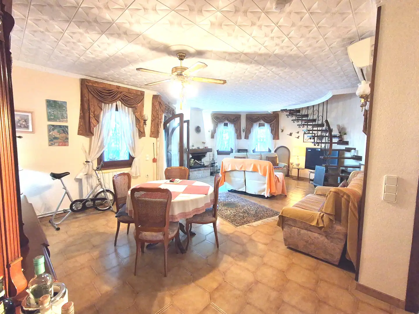 Sala de estar de Casa o chalet en venta en Mont-roig del Camp con Aire acondicionado, Calefacción y Jardín privado
