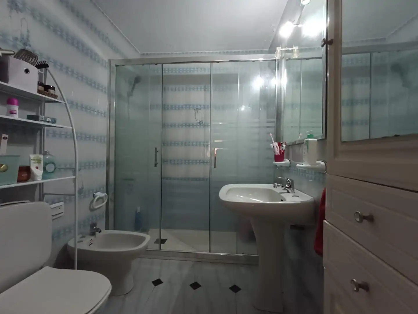 Badezimmer von Wohnung zum Verkauf in Córdoba mit Klimaanlage und Terrasse