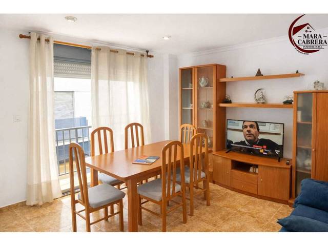 Casa-chalet en Venta en Avenida BENIRREDRA en Benipeixcar - El Raval