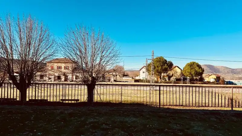 Vista exterior de Dúplex en venta en El Espinar con Calefacción, Jardín privado y Terraza