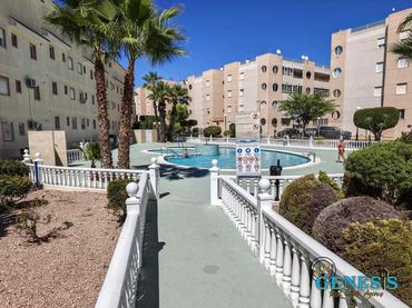 Appartamento con balcone in vendita a Avenida Robleda 33