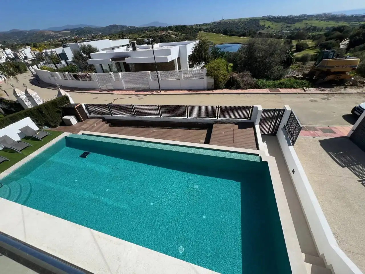 Piscina de Casa o chalet en venta en Estepona con Aire acondicionado, Calefacción y Jardín privado